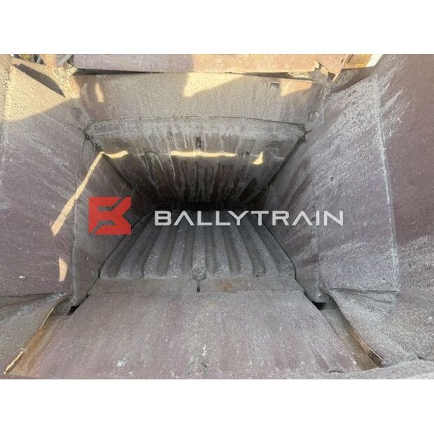 Pegson 800x550 Mobile Jaw Crusher-48638417