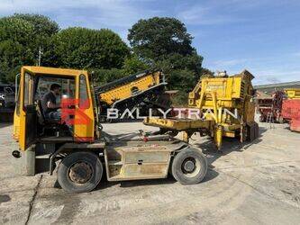 pegson-800x550-mobile-jaw-crusher-48638441
