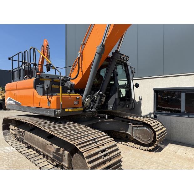 2020 Doosan DX300LC-7-48641160