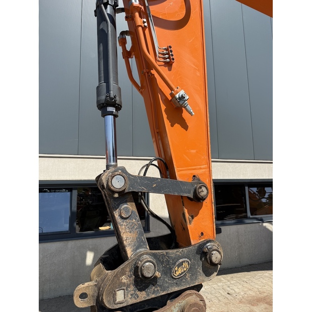 2020 Doosan DX300LC-7-48641176
