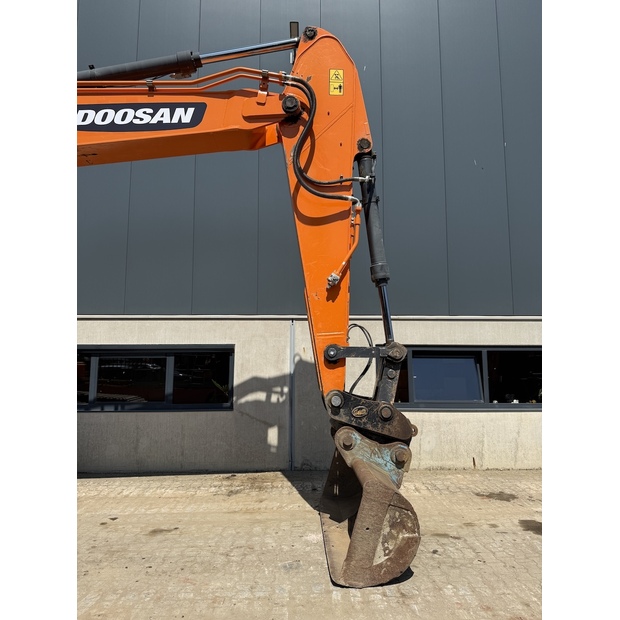 2020 Doosan DX300LC-7-48641179