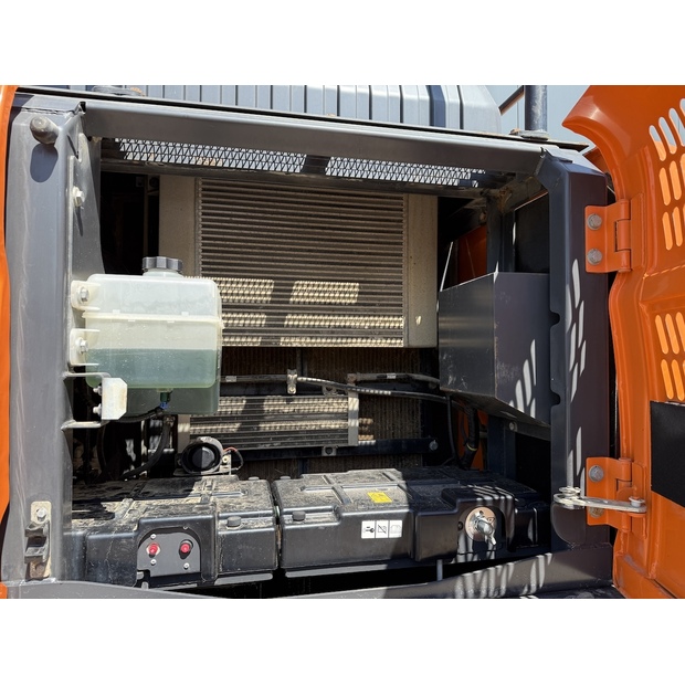 2020 Doosan DX300LC-7-48641184
