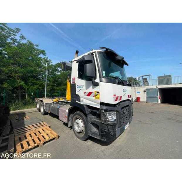 2018 Renault C-48648672