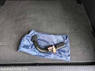 2014-renault-scenic-1475896-48648892