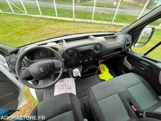 2018-renault-master-rt-1475913-48649115