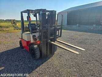 nissan-ujo2a25u-1475917-48649192