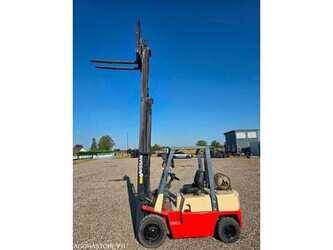 nissan-ujo2a25u-1475917-48649194