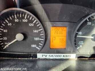 2017-mercedes-benz-sprinter-1475918-48649200