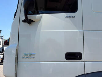 2015-daf-xf-1476106-48651187