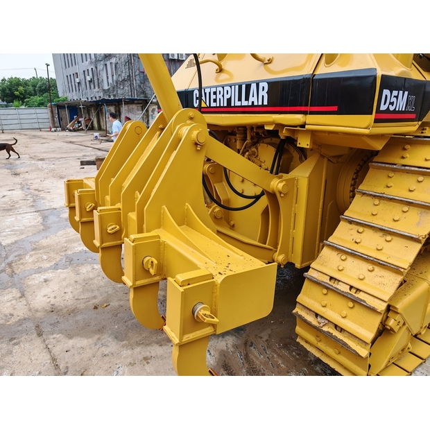 2025 كاتربيلر D5M-48684972