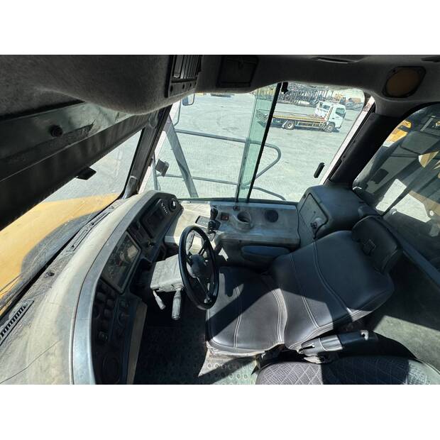 2012 Caterpillar 740B-48685894