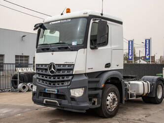 2014-mercedes-benz-arocs-1845-48686008
