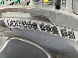 2005-new-holland-ts135a-sa-4wd-48686092