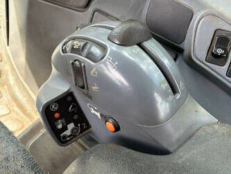 2005-new-holland-ts135a-sa-4wd-48686094