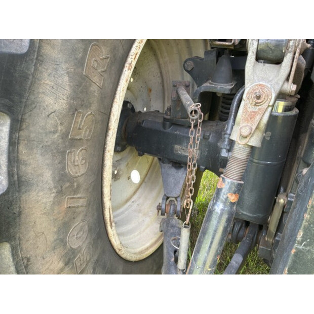 2005 New Holland TS135A-SA-4WD-48686117