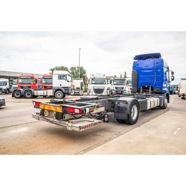 2014 رينو Premium 380 Dxi-48686524
