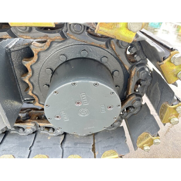 2016 Hyundai R60-48686589