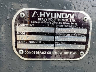 2016-hyundai-r60-1476361-48686612