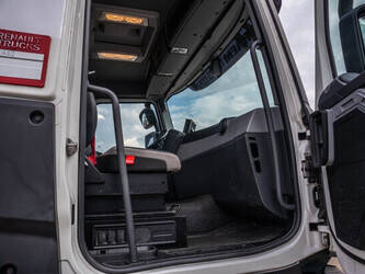2016-renault-t460-1176137-48686633