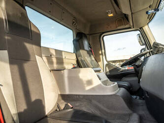 2017-renault-d19-280-dxi-dhollandia-48686913
