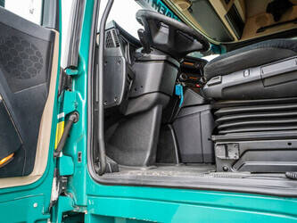 2015-mercedes-benz-actros-1845-ls-1259692-48687038
