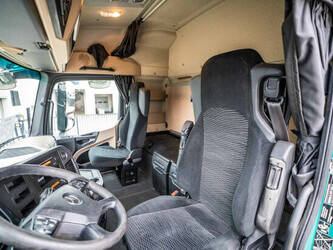 2015-mercedes-benz-actros-1845-ls-1259692-48687040