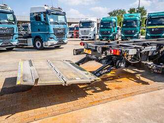 2016-renault-d-wide-380-dxi-48687079