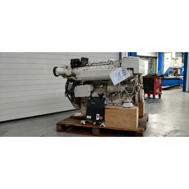 MAN D2876 LE402 USED-48687781