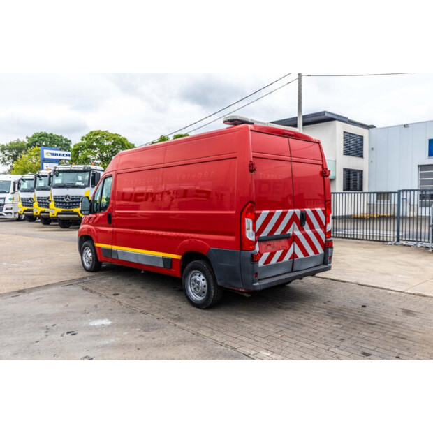2016 Peugeot BOXER-48688179