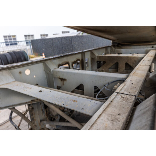2017 BENALU Hardox-48688385