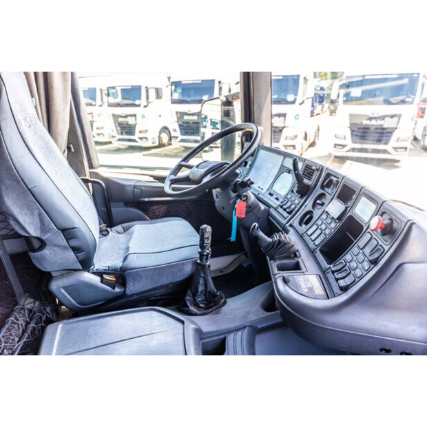 1996 سكانيا R124LB-48688466