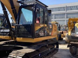 2025-caterpillar-320d2-1476373-48688768