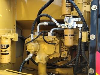 2025-caterpillar-320d2-1476373-48688782