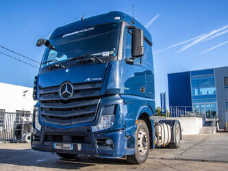 2014-mercedes-benz-actros-1848-612340-48689030