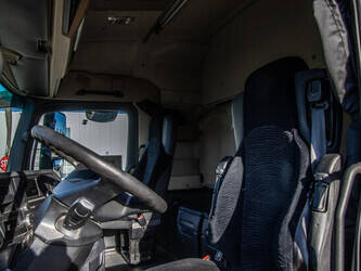 2014-mercedes-benz-actros-1848-612340-48689053