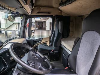 2016-mercedes-benz-actros-1845-ls-876099-48689143