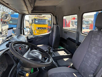 2008-mercedes-benz-axor-1476379-48689246