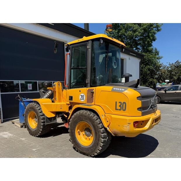 2024 Volvo L30H-48697548
