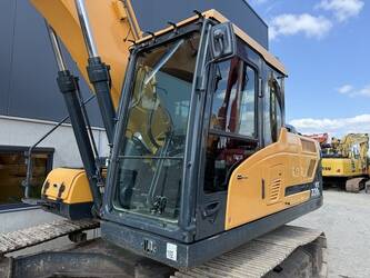 2018-hyundai-hx220l-1476489-48698288