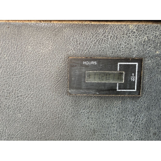 2018 Hyundai HX220L-48698291