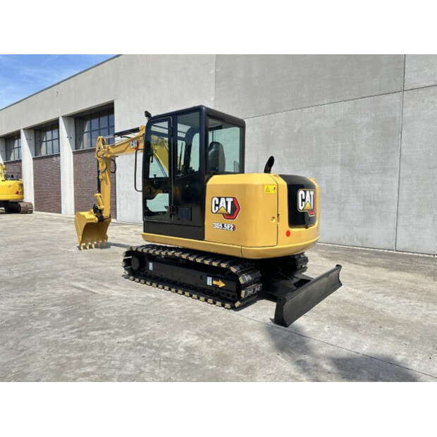 2017 كاتربيلر 305.5 E2-48711176