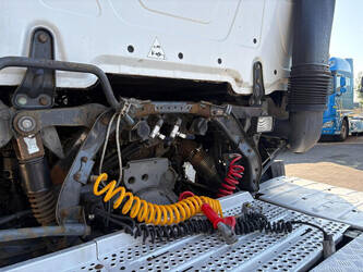 2013-mercedes-benz-actros-1476545-48711370