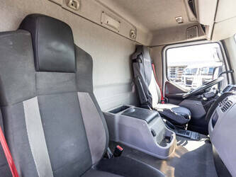 2014-renault-d26-320-6x2-dhollandia-2t-48711501