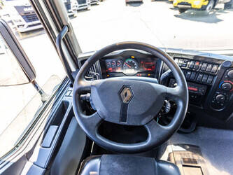 2017-renault-d26-320-48711533