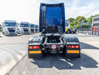 2015-volvo-fh-420-1476551-48711605