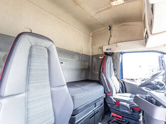 2015-volvo-fh-420-1476551-48711616