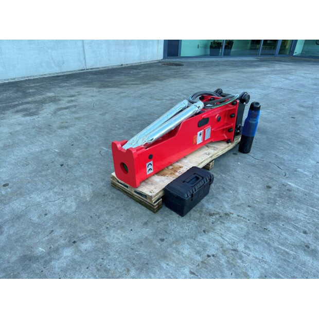 2025 JWB 750-48711837