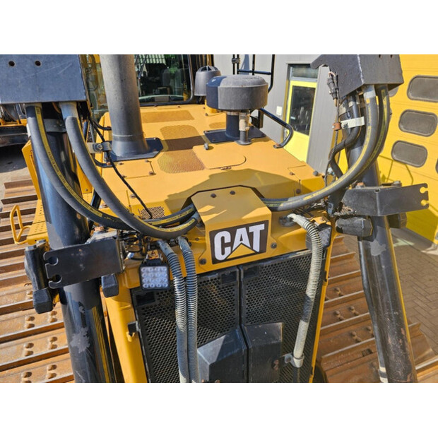 2015 كاتربيلر D6T LGP-48715197