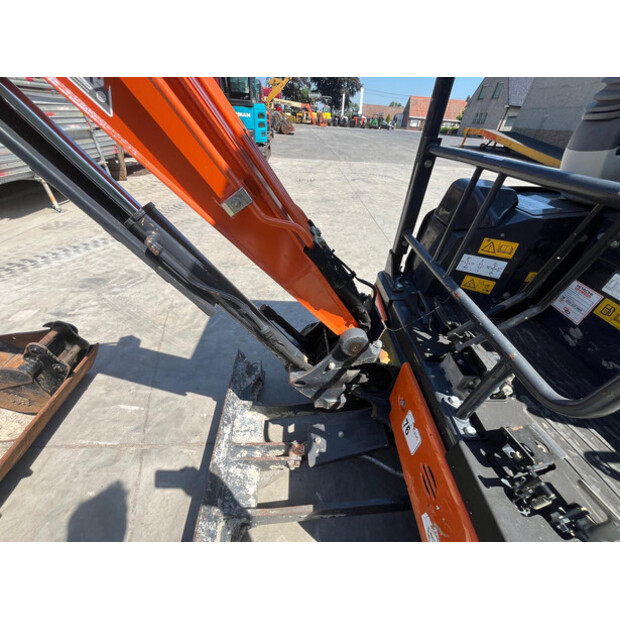 2022 هيتاشى ZX19U-6 YLR-48715388