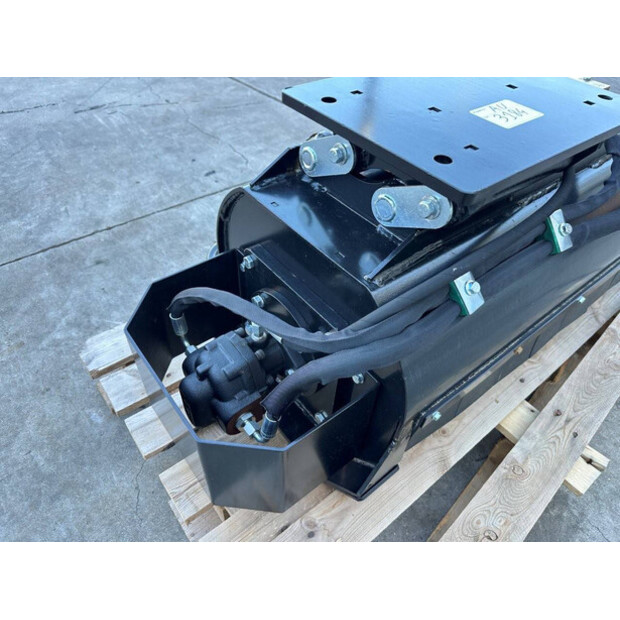 2025 Lonati LNT-800-48715679